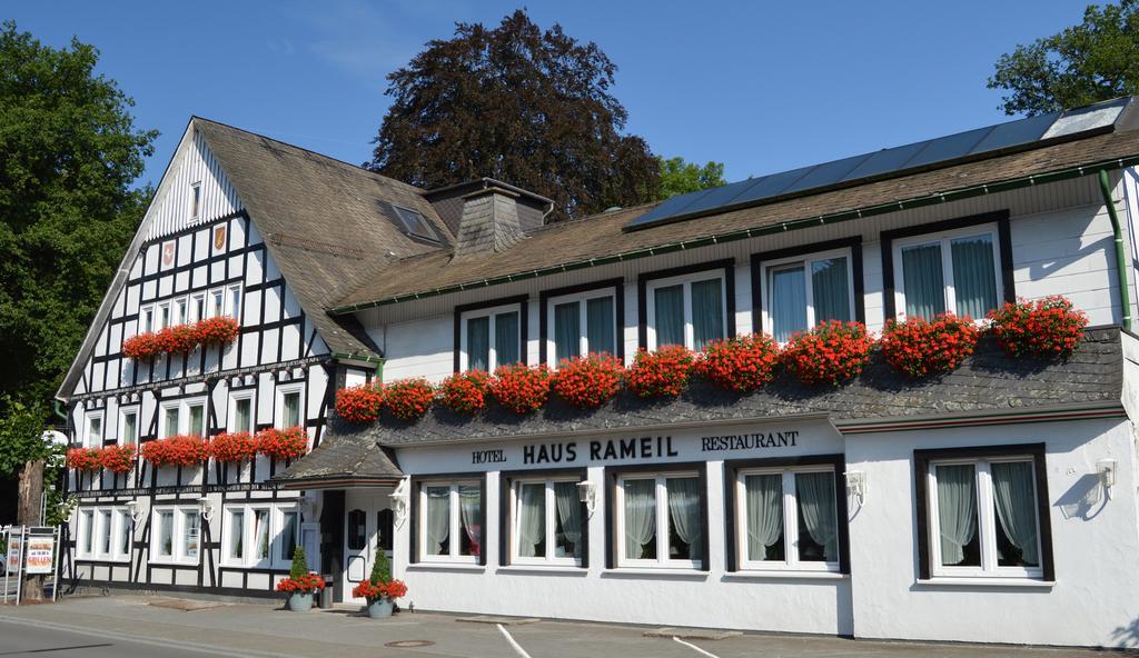 Hotel Haus Rameil Lennestadt Eksteriør bilde