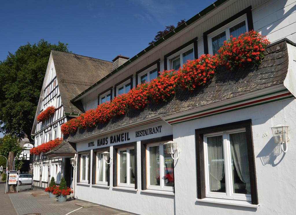Hotel Haus Rameil Lennestadt Eksteriør bilde